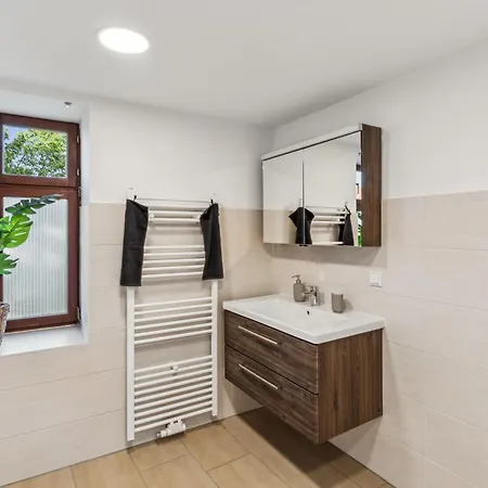 Apartament Kera -